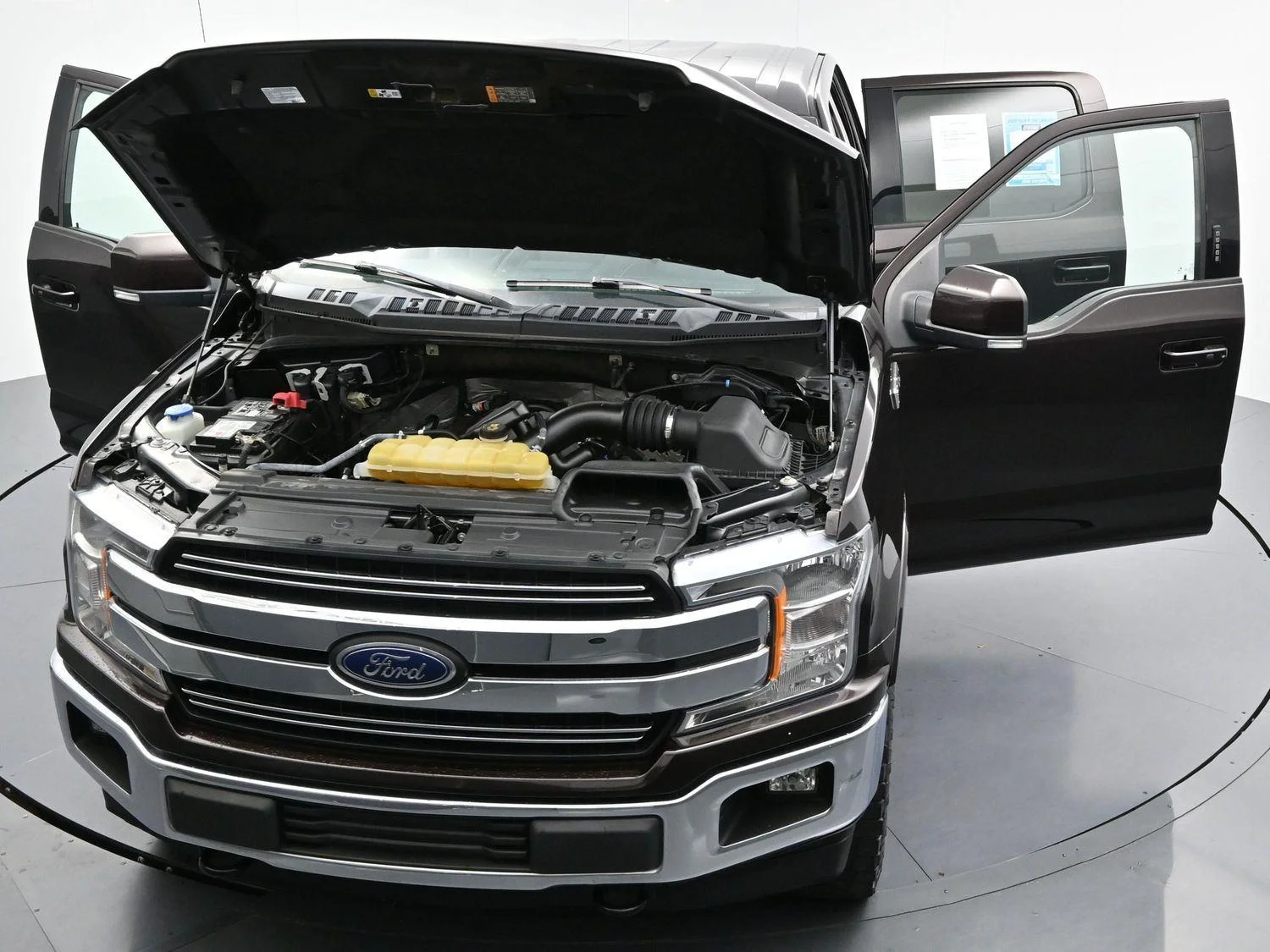 Used 2020 Magma Red Ford LARIAT image 47