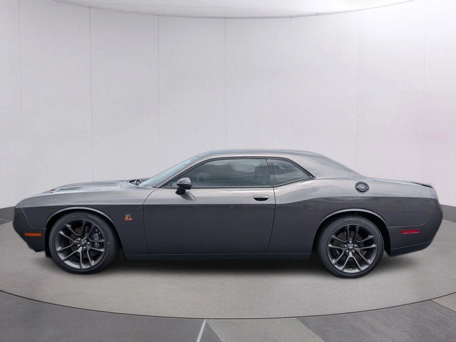 Used 2023 gray Dodge R/T Scat Pack image 2
