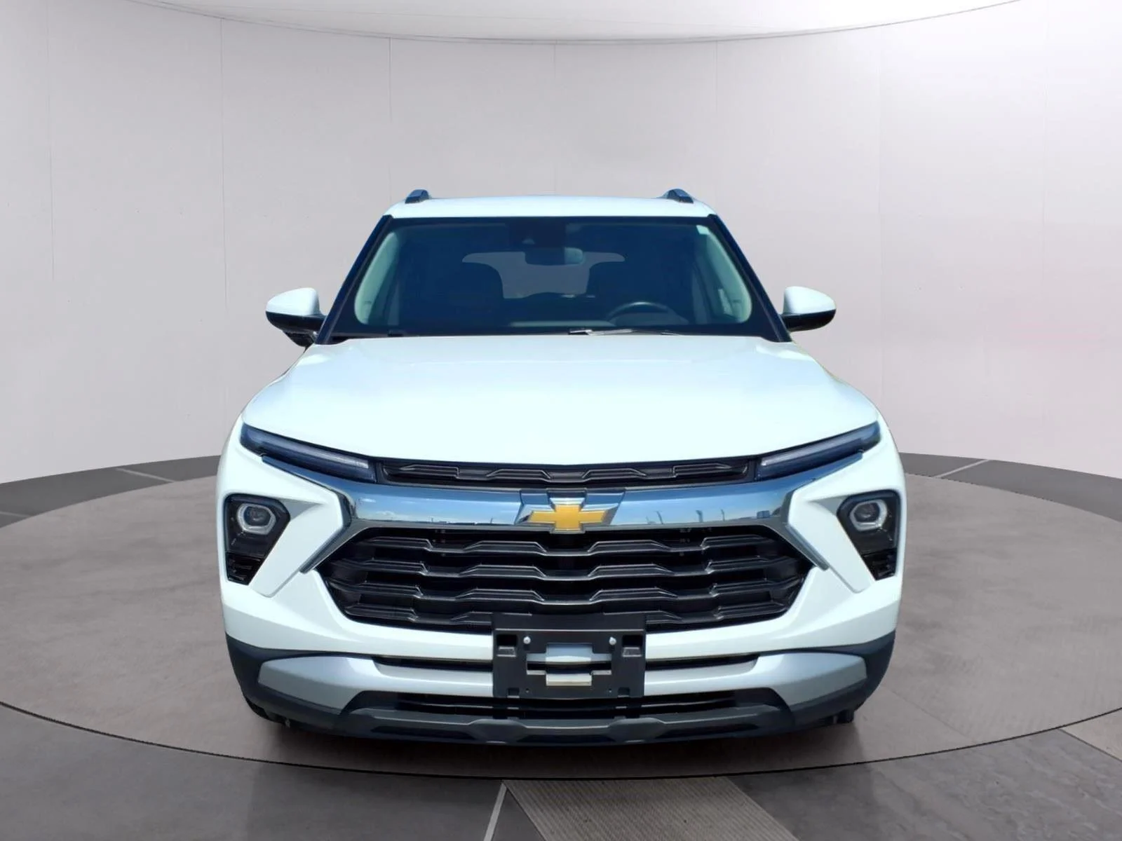 Used 2024 Summit White Chevrolet LT image 8
