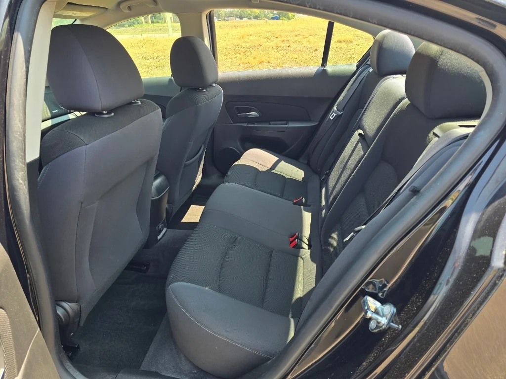 Used 2016 Black Granite Metallic Chevrolet LT image 14