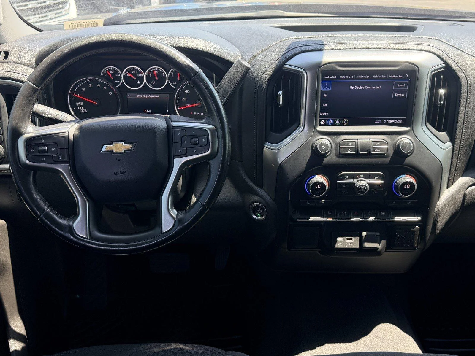 Used 2021 BLACK Chevrolet LT image 14