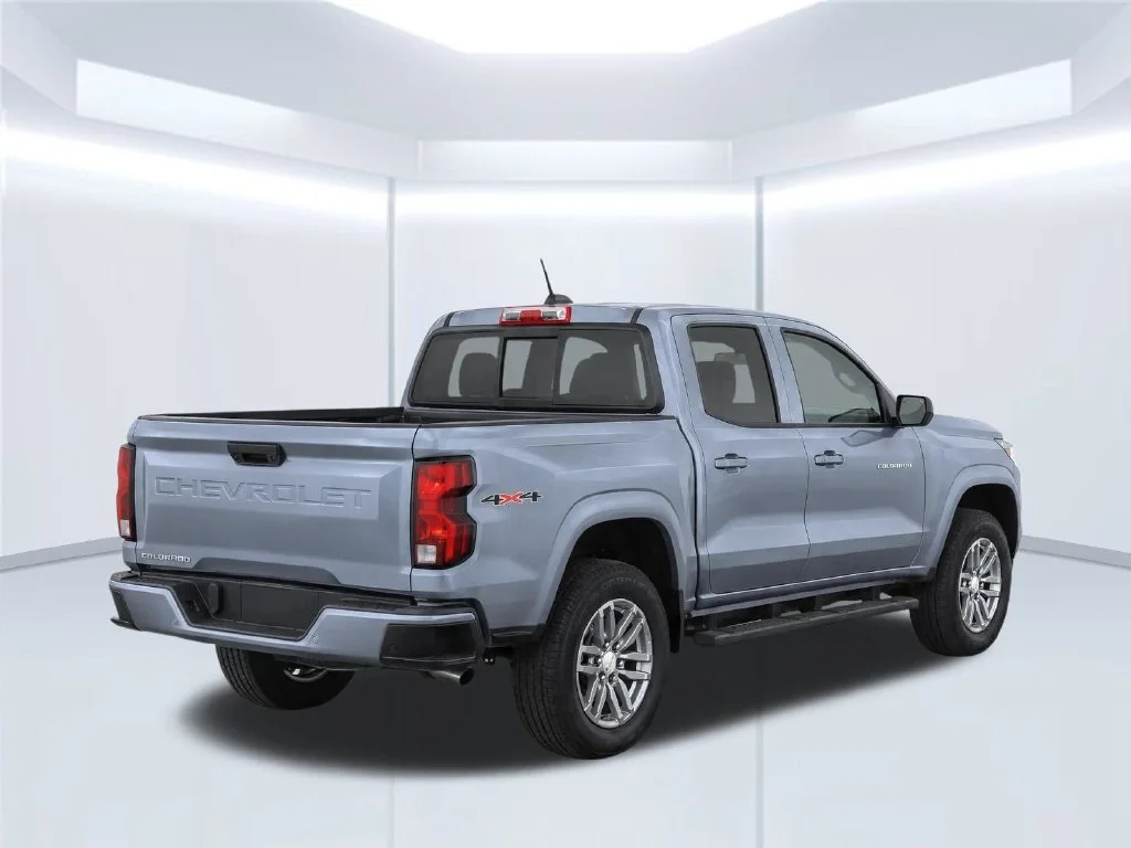 New 2026 Gray Chevrolet LT image 4