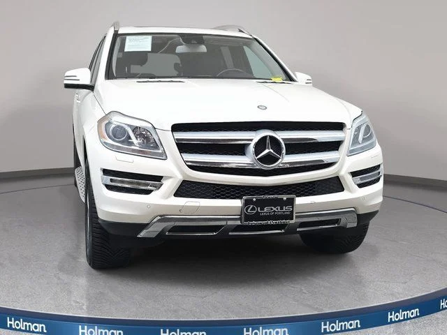 Used 2014  Mercedes-Benz GL 450 image 2