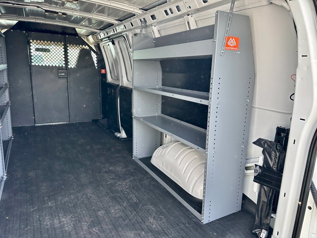 2026 GMC Savana Cargo Work Van - Photo 21
