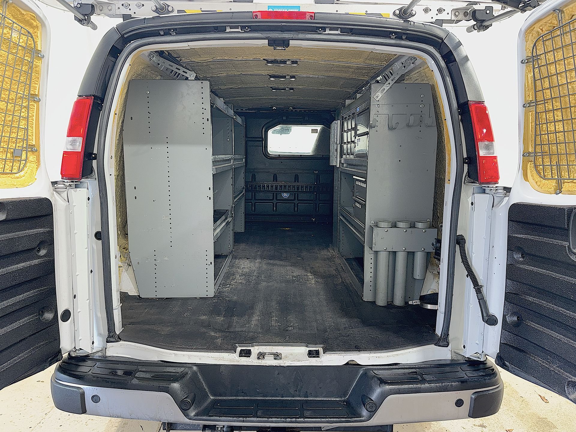 Used 2022 Summit White Chevrolet WT image 21