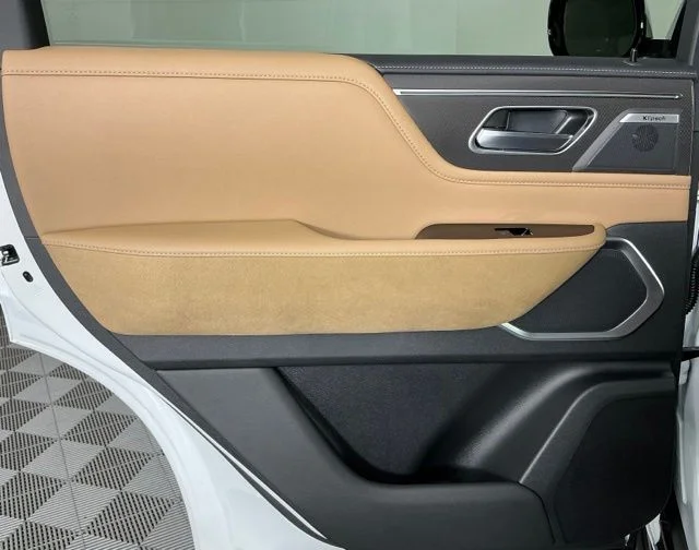 New 2026 White INFINITI LUXE image 18