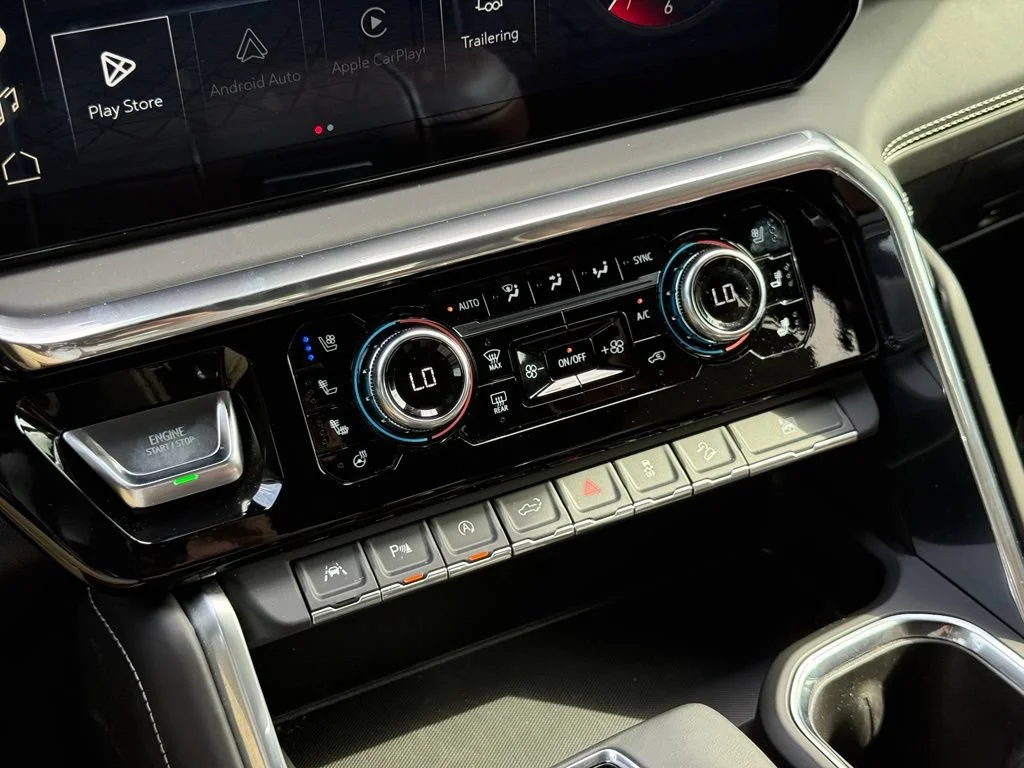 Used 2024 Onyx Black GMC Denali Ultimate image 36