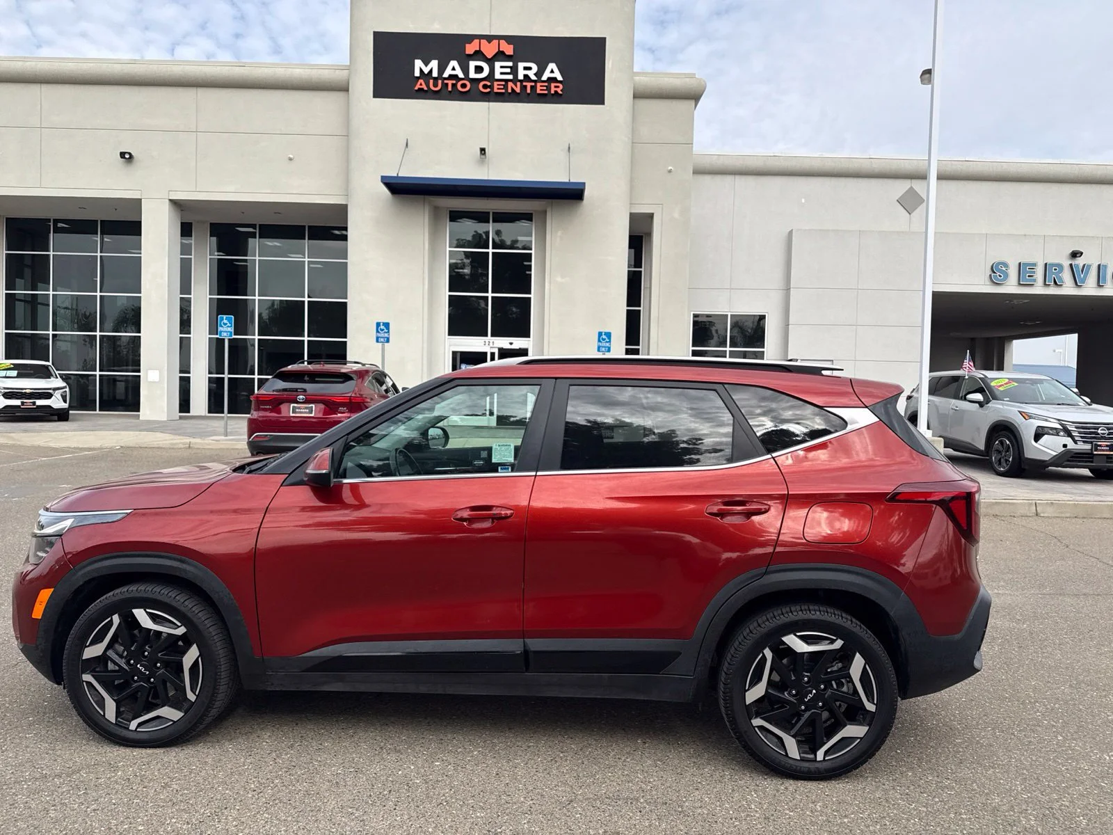 Used 2024 Brown Kia SX image 8