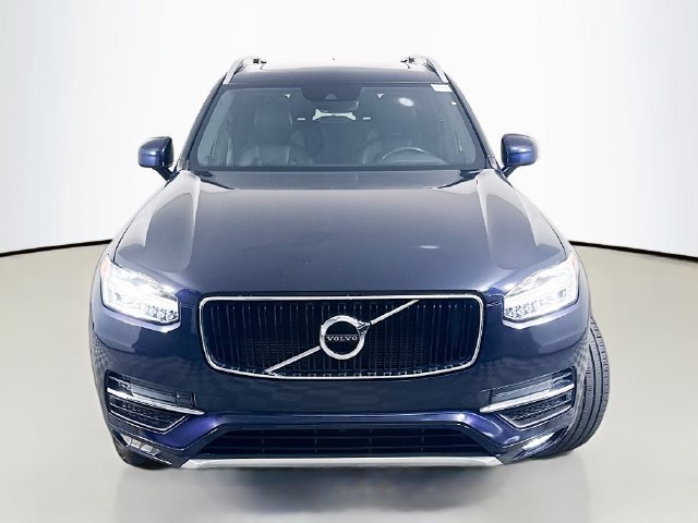 Used 2019 Magic Blue Metallic Volvo Momentum image 2