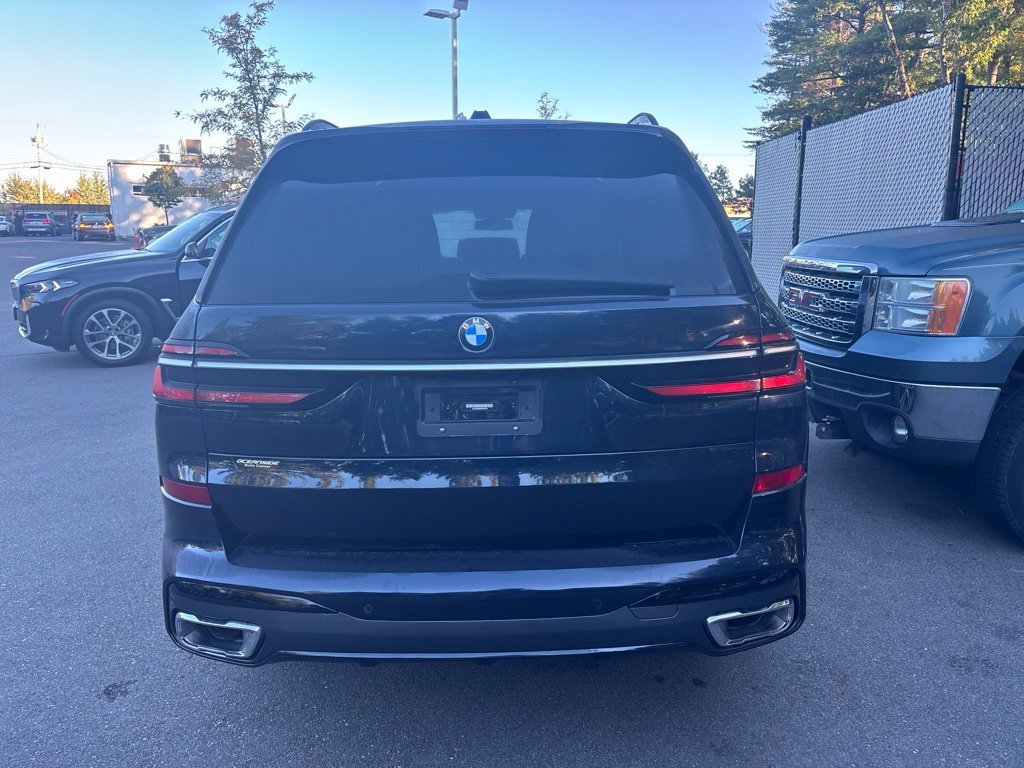 Certified Used 2024 Carbon Black Metallic BMW xDrive40i image 5