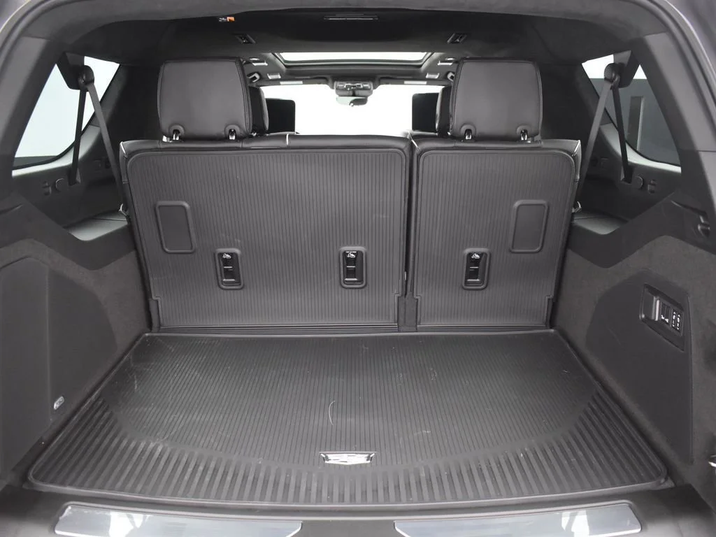 Certified Used 2026 Black Raven Cadillac Platinum Sport image 10