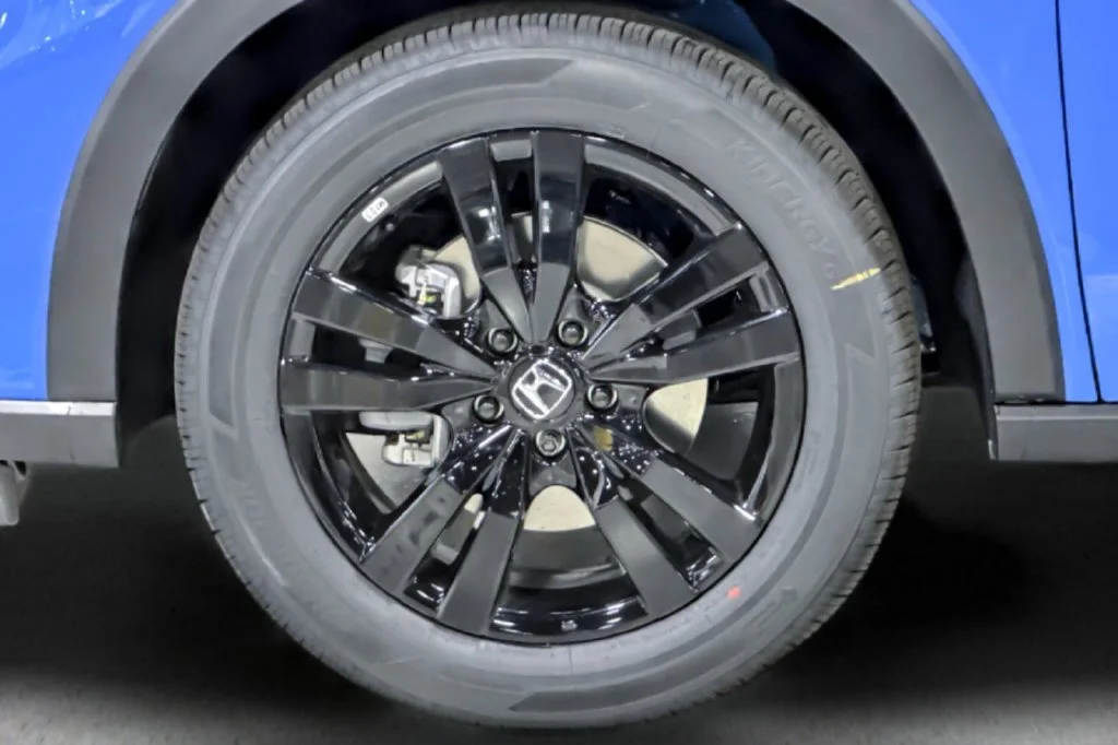 New 2027 Boost Blue Pearl Honda Sport image 32