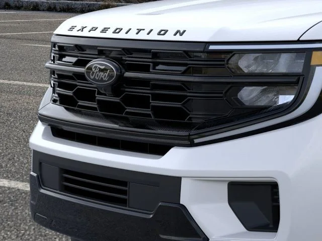 New 2026 White Ford Platinum image 17