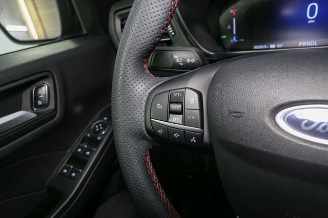 Used 2023 Gray Ford ST-Line image 32
