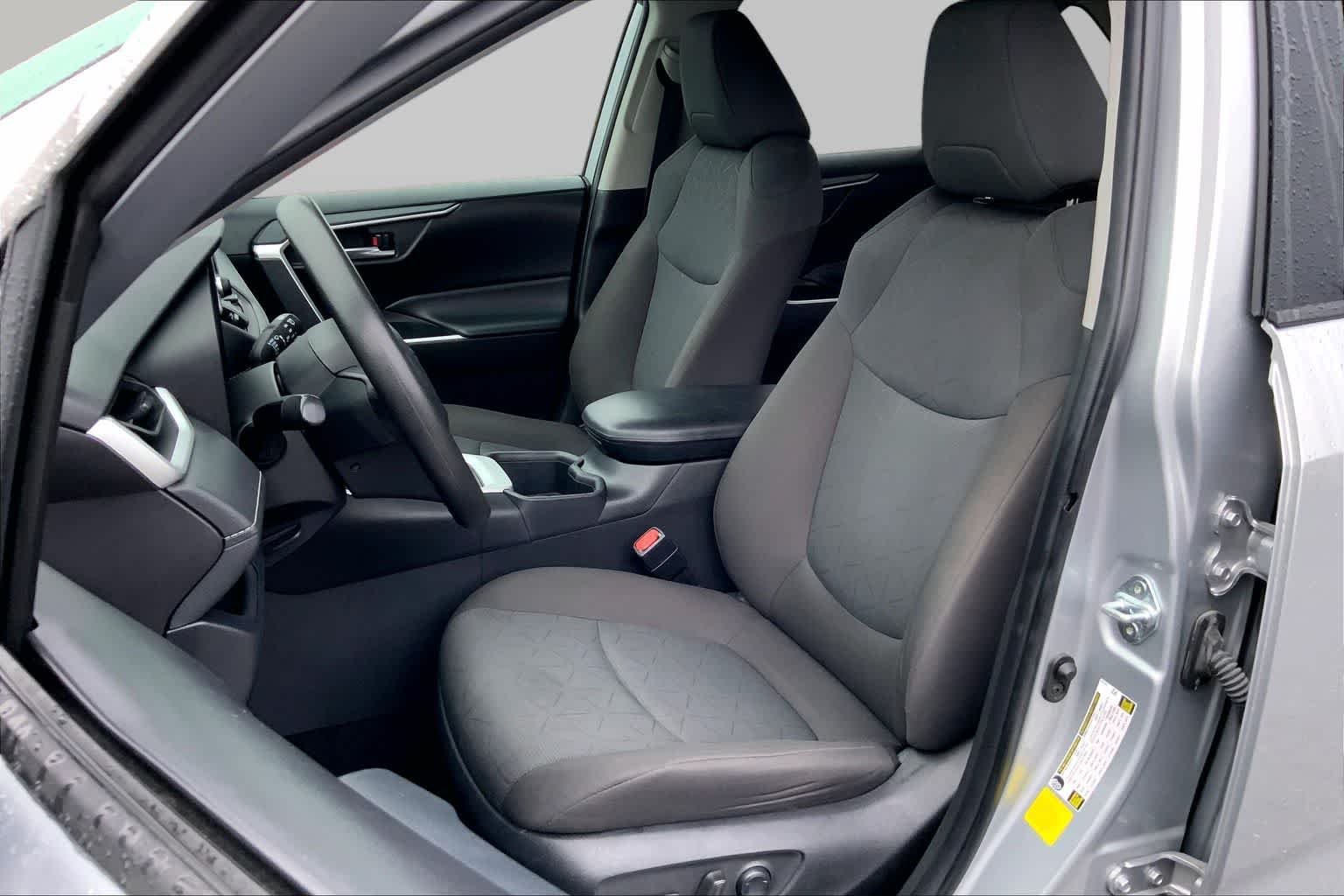 Used 2024 Silver Sky Metallic Toyota XLE image 8