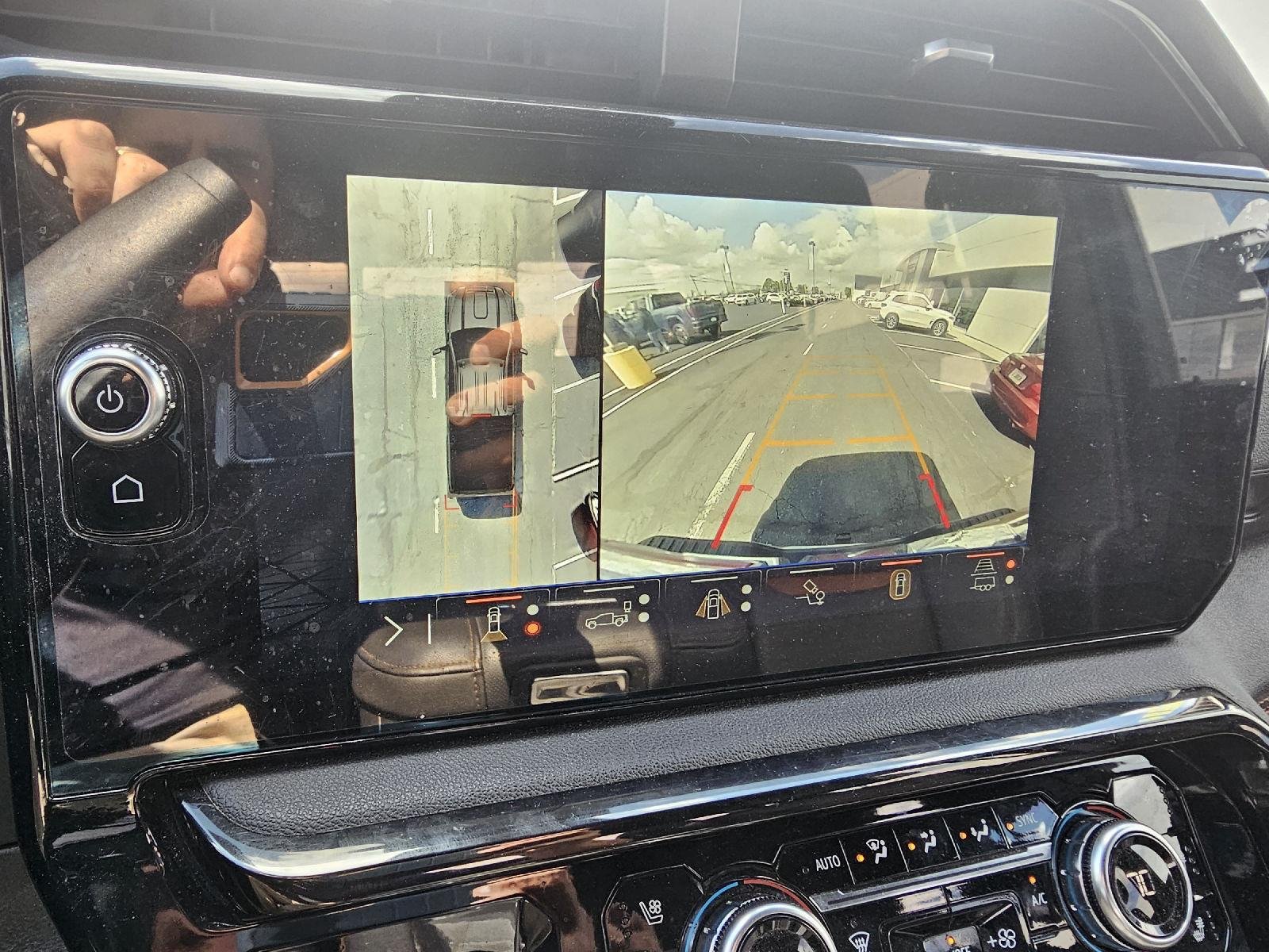 Used 2024 Sterling Metallic GMC AT4 image 11