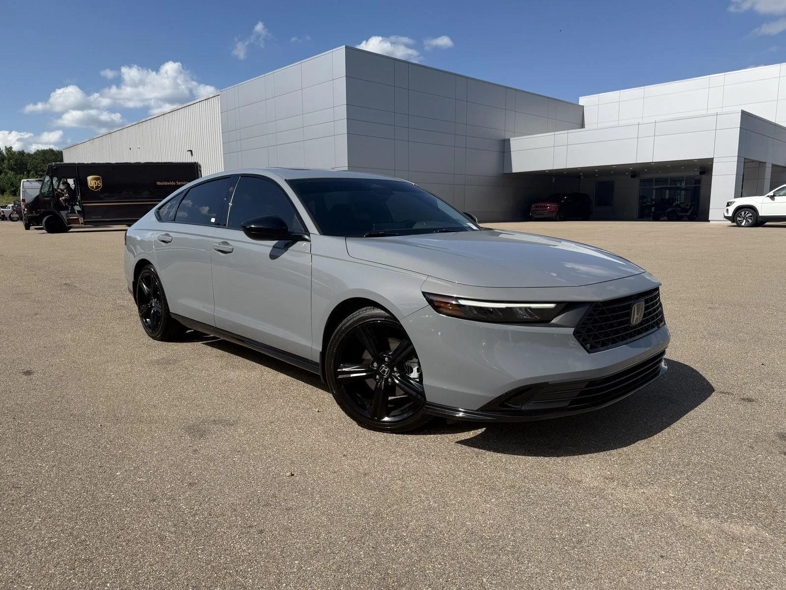 Used 2024 Urban Gray Pearl Honda Sport-L image 3