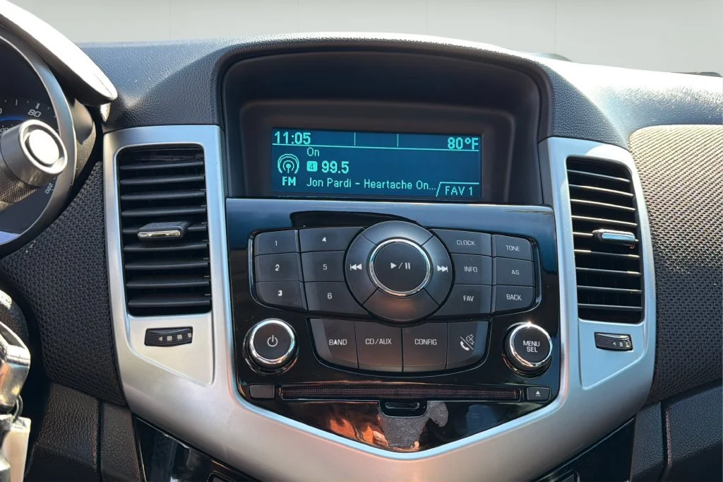 Used 2016 BLACK GRANITE METALLIC Chevrolet LT image 27