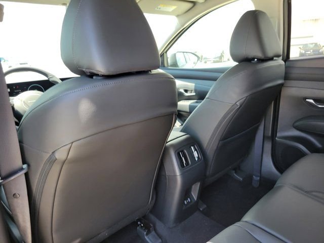 New 2026 White Hyundai SEL Premium FWD image 7
