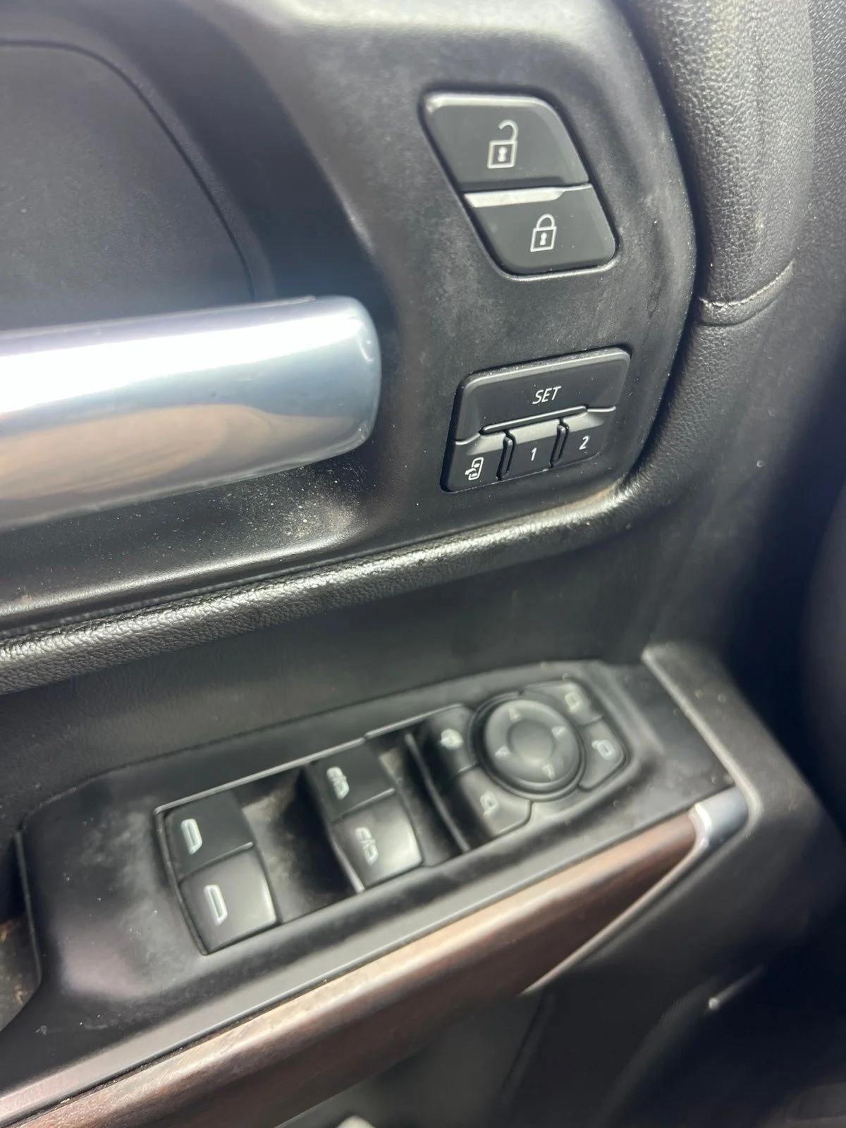 Used 2020 White GMC SLT image 8