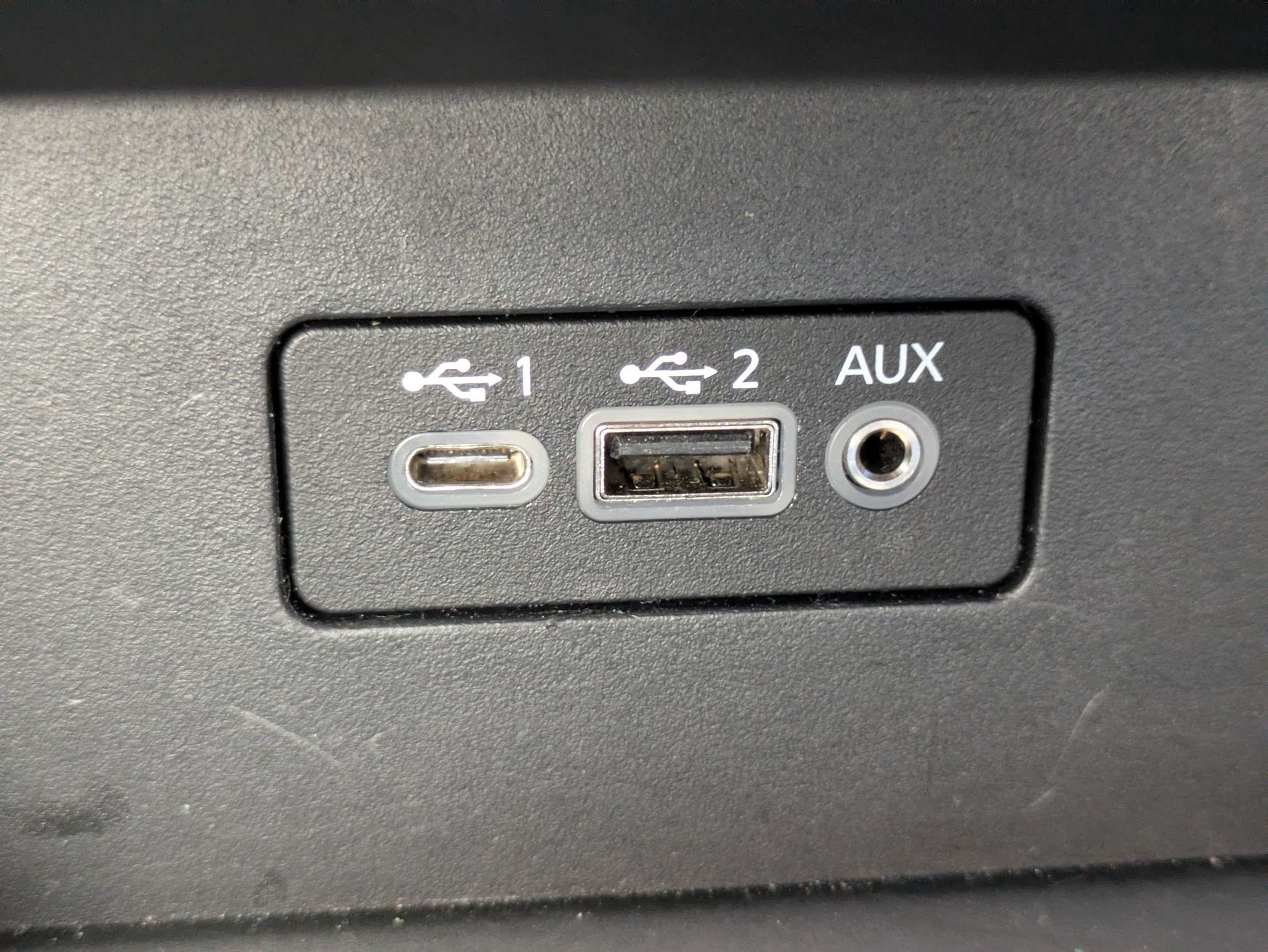 Used 2023  Nissan 2.5 SV image 18