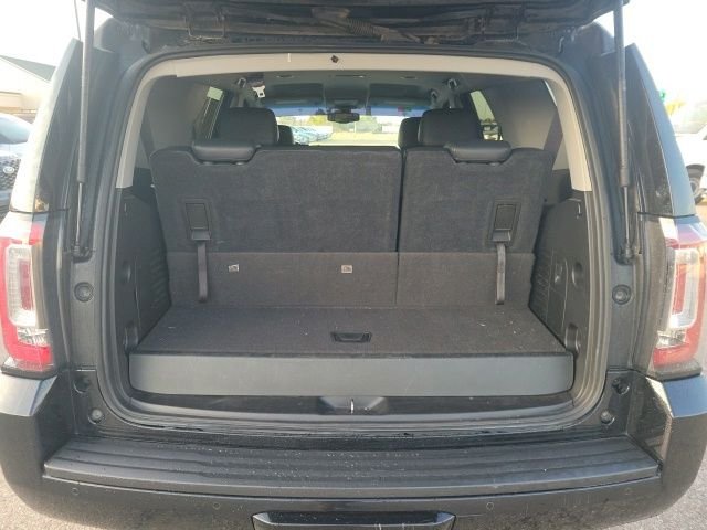 Used 2017 Onyx Black GMC SLE image 23