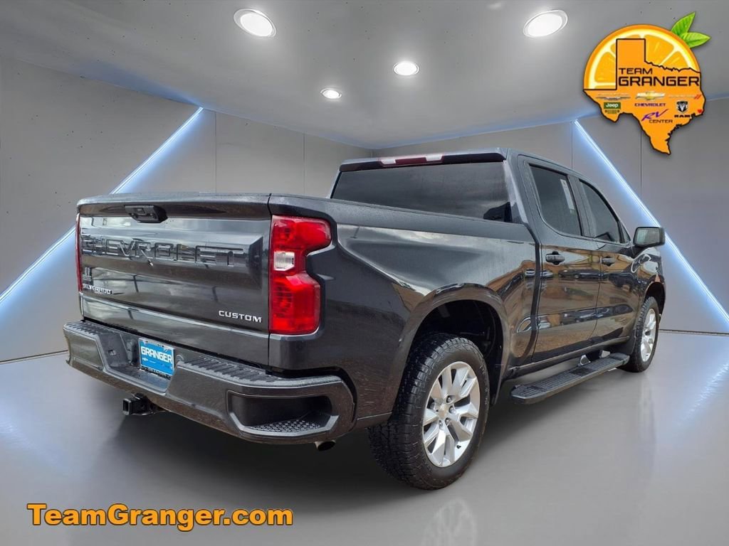 Used 2022 Dark Ash Metallic Chevrolet Custom image 2