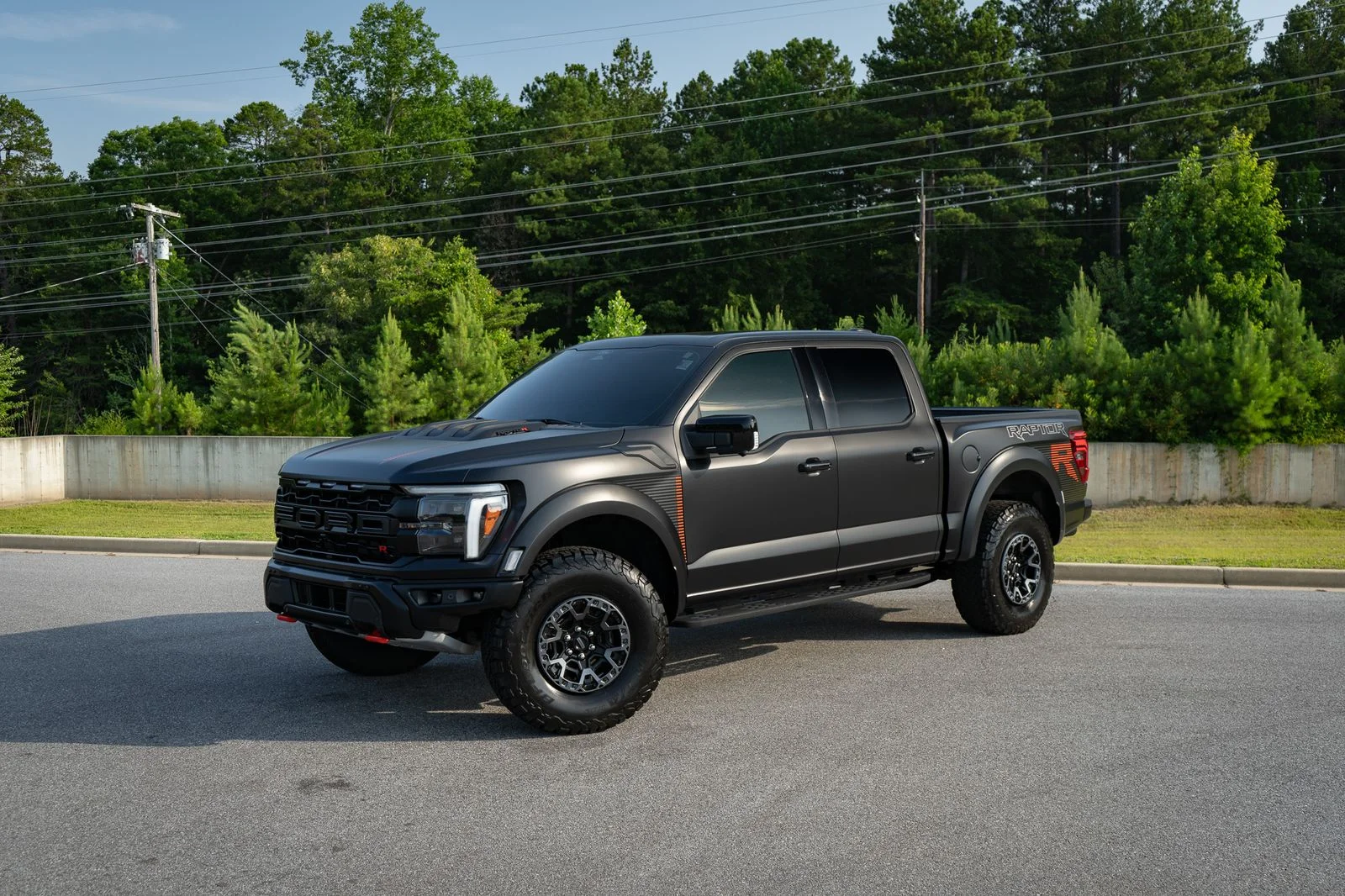 Used 2025 Black Ford Raptor R image 4