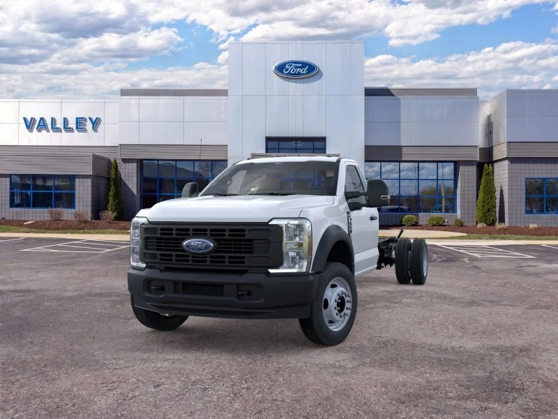 New 2026 Oxford White Ford F-550® XL image 50
