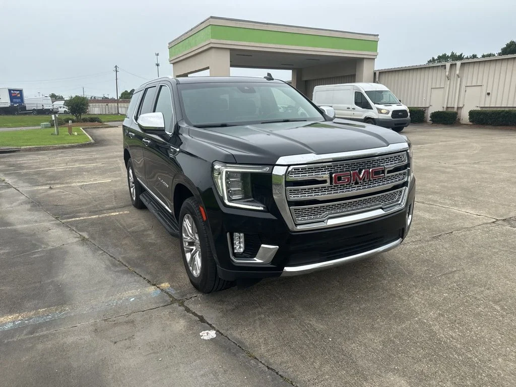 Used 2023 Onyx Black GMC SLT image 1