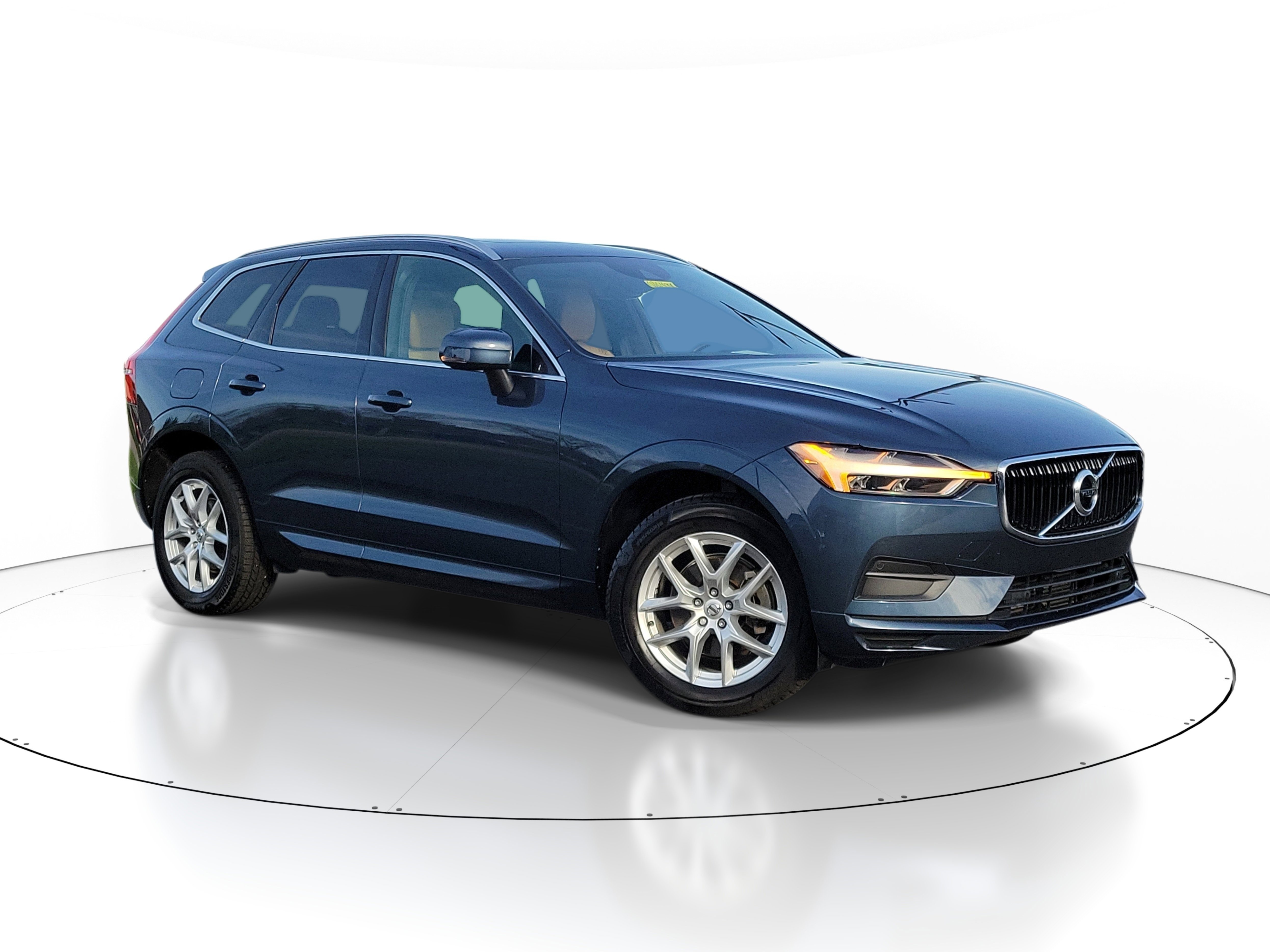 2020 Volvo XC60 T5 Momentum AWD