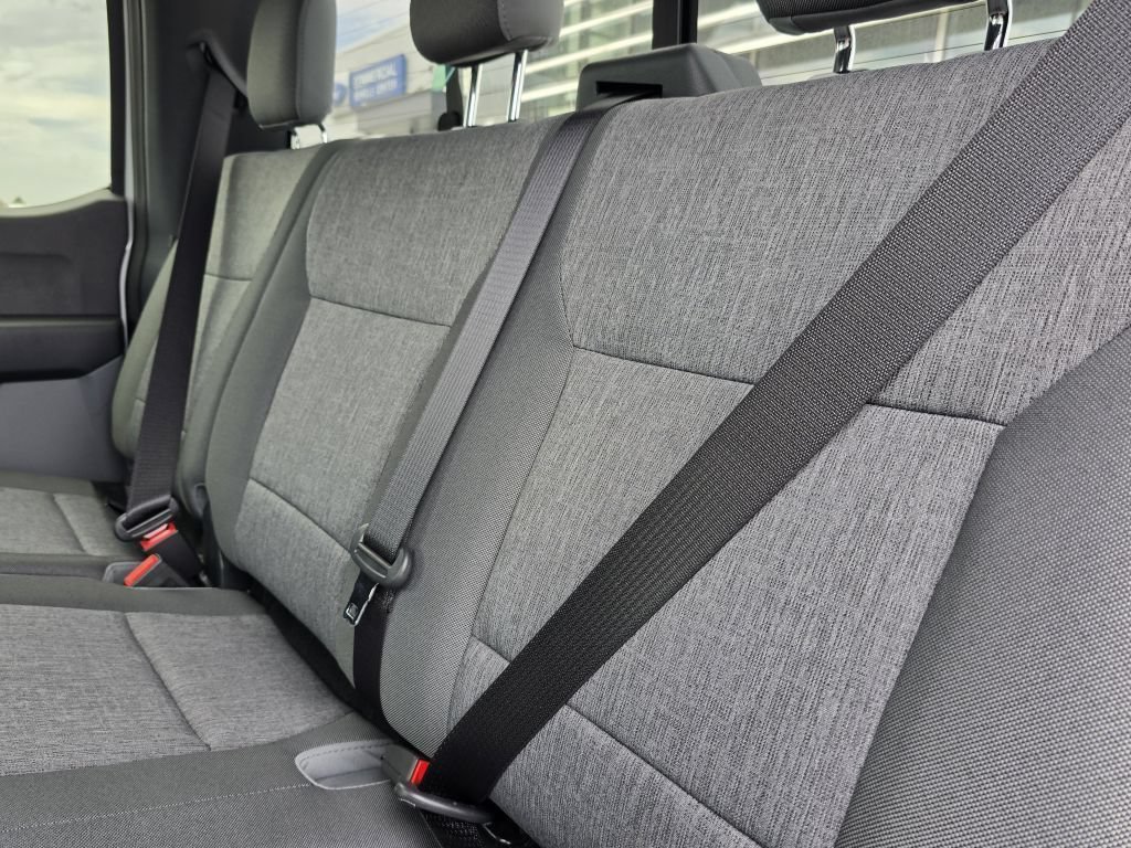New 2025 Oxford White Ford XL image 31