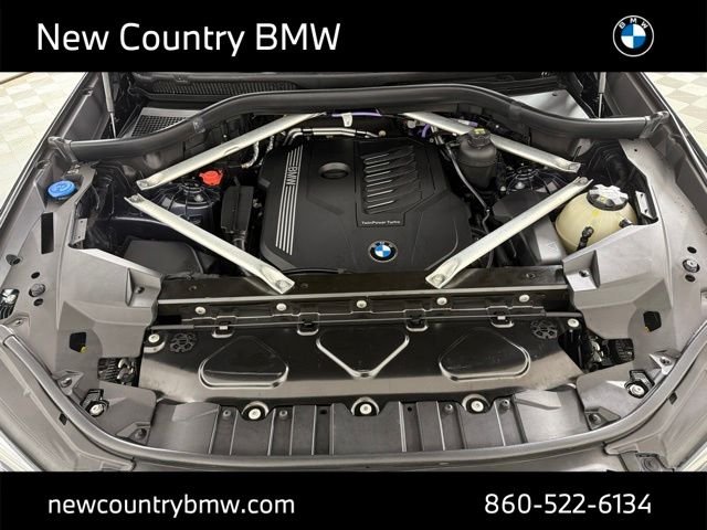 Used 2021 Arctic Grey Metallic BMW xDrive40i image 28