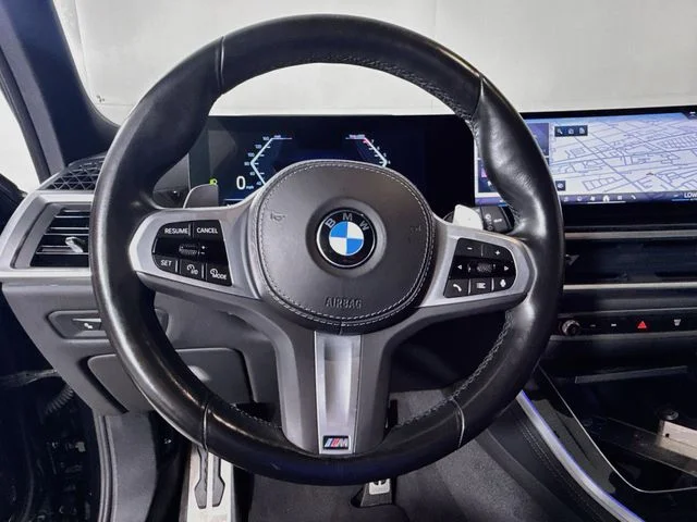 Used 2024 Black BMW xDrive40i image 12