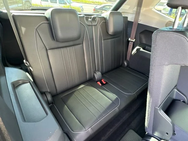 Certified Used 2023 Silver Metallic Volkswagen 2.0T SE image 25
