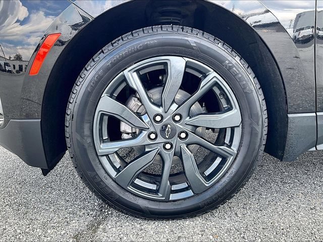 Used 2023 MOSAIC BLACK METALLIC Chevrolet RS image 7