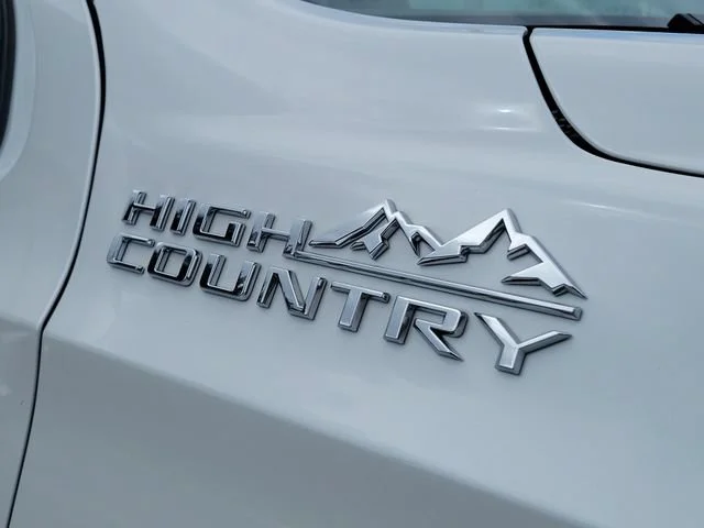 2025 Chevrolet Tahoe High Country - Photo 8