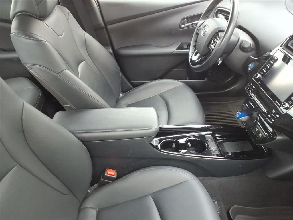 Certified Used 2022 Red Toyota XLE image 10