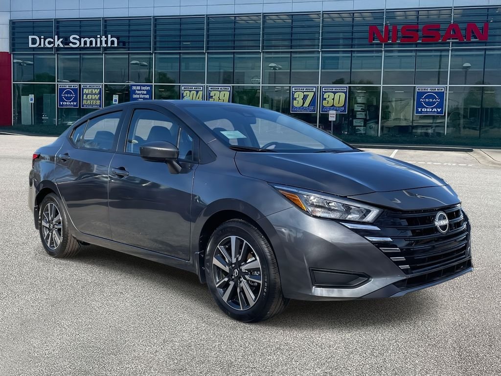 2025 Nissan Versa 1.6 SV CVT's photo