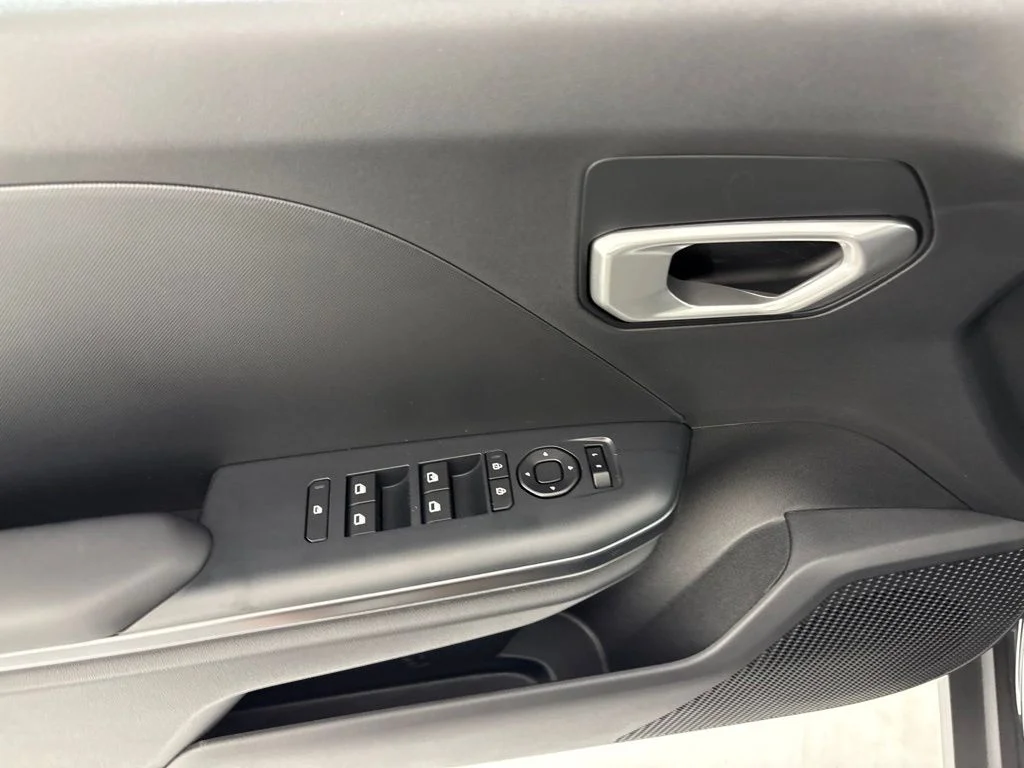 New 2026  Kia LX image 20