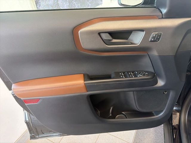 Used 2025 Black Ford Outer Banks image 16