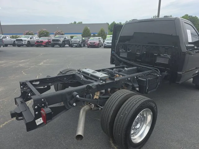 Used 2025 Black Ford XLT image 12