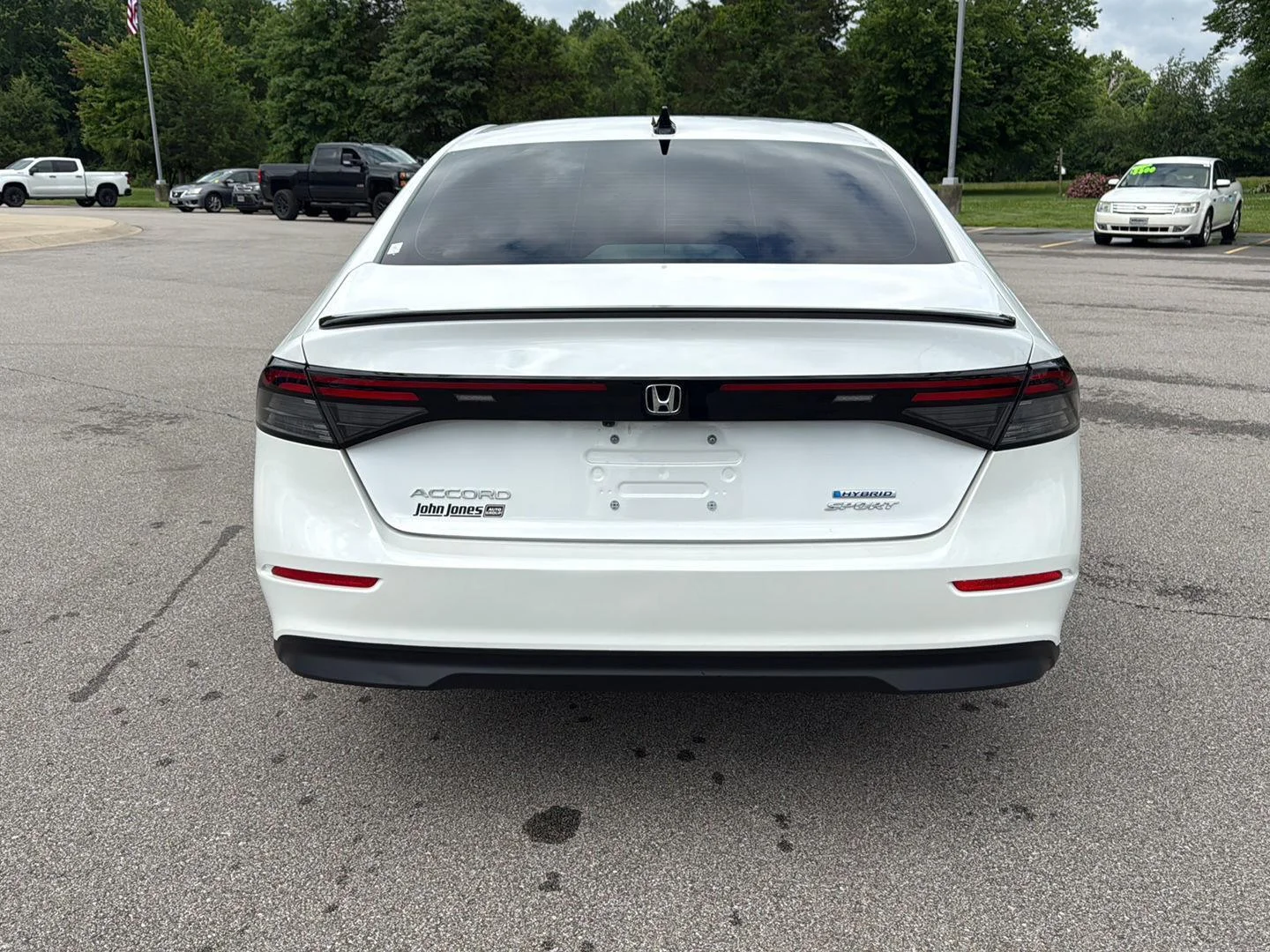 Used 2025 Platinum White Pearl Honda Sport image 15