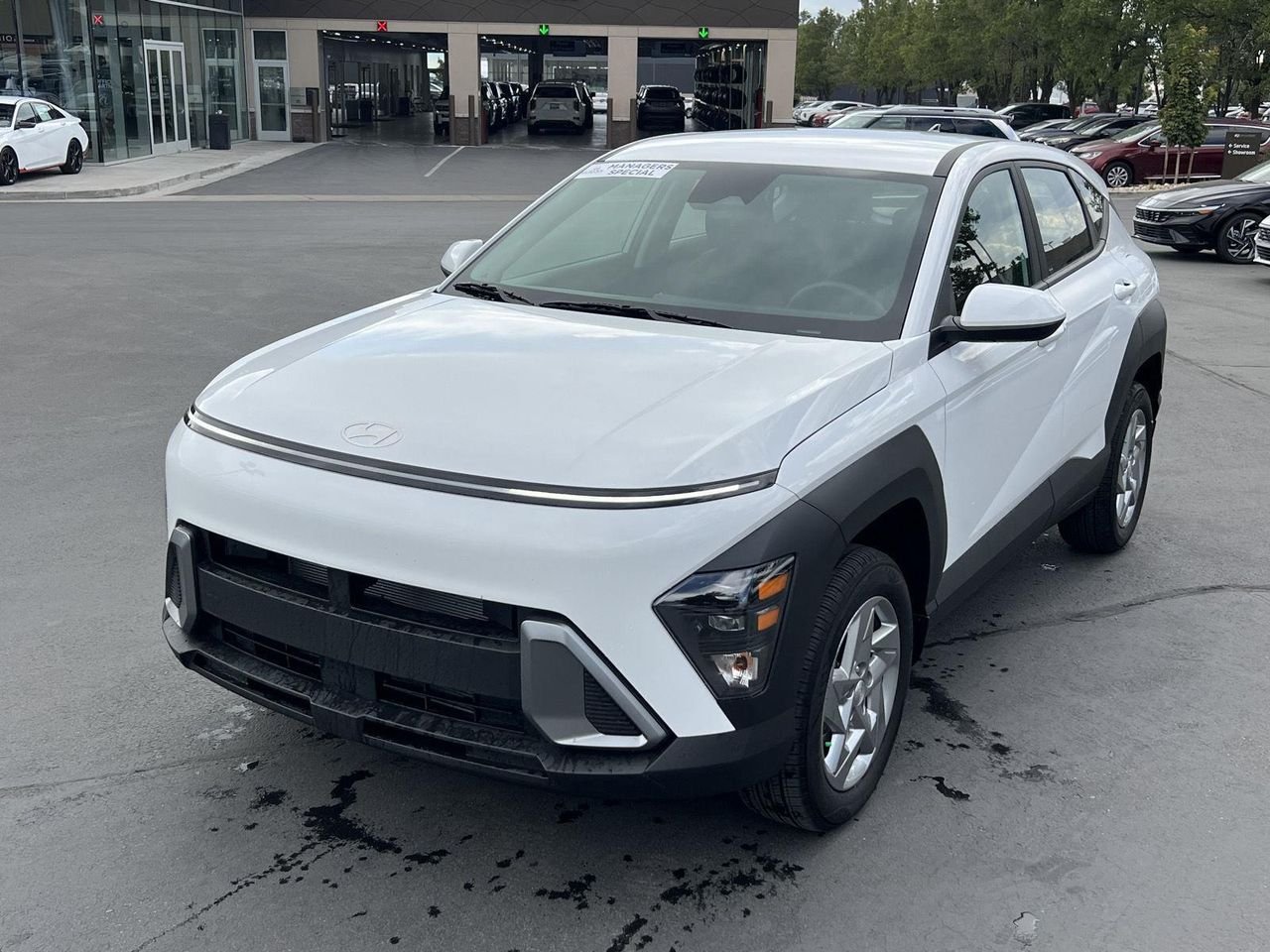 New 2026 Atlas White Hyundai SE AWD image 2