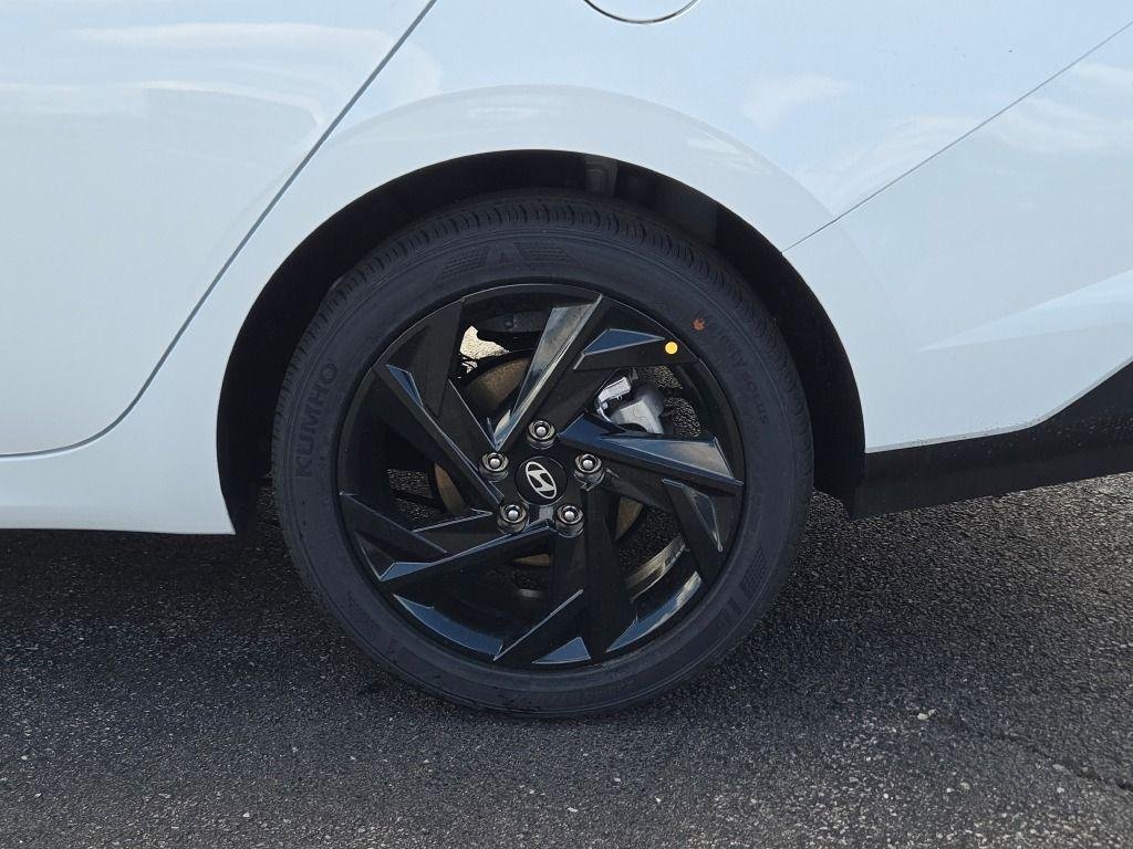 New 2026 White Hyundai SEL Sport image 16