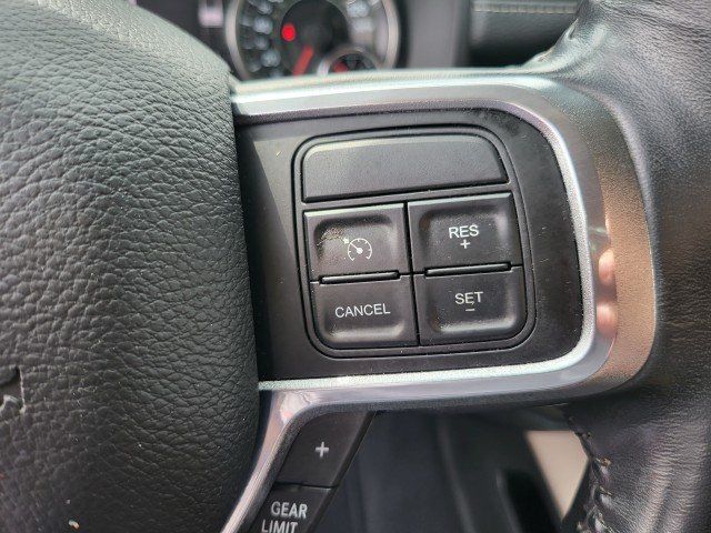 Used 2022  Ram Laramie image 24