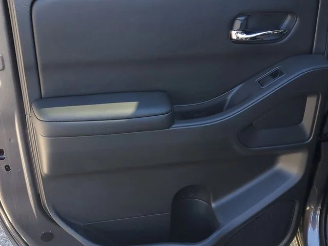 2026 Nissan Frontier SV - Photo 25