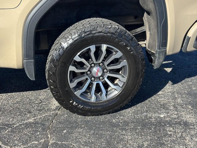 Certified Used 2022 DESERT SAND METALLIC GMC AT4 image 9