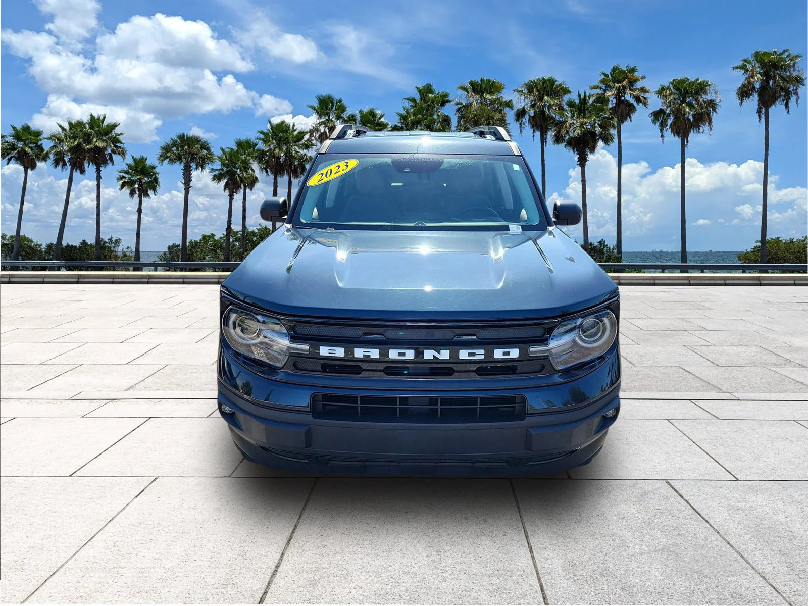 Certified Used 2023 Alto Blue Metallic Tinted Clearcoat Ford Outer Banks image 2