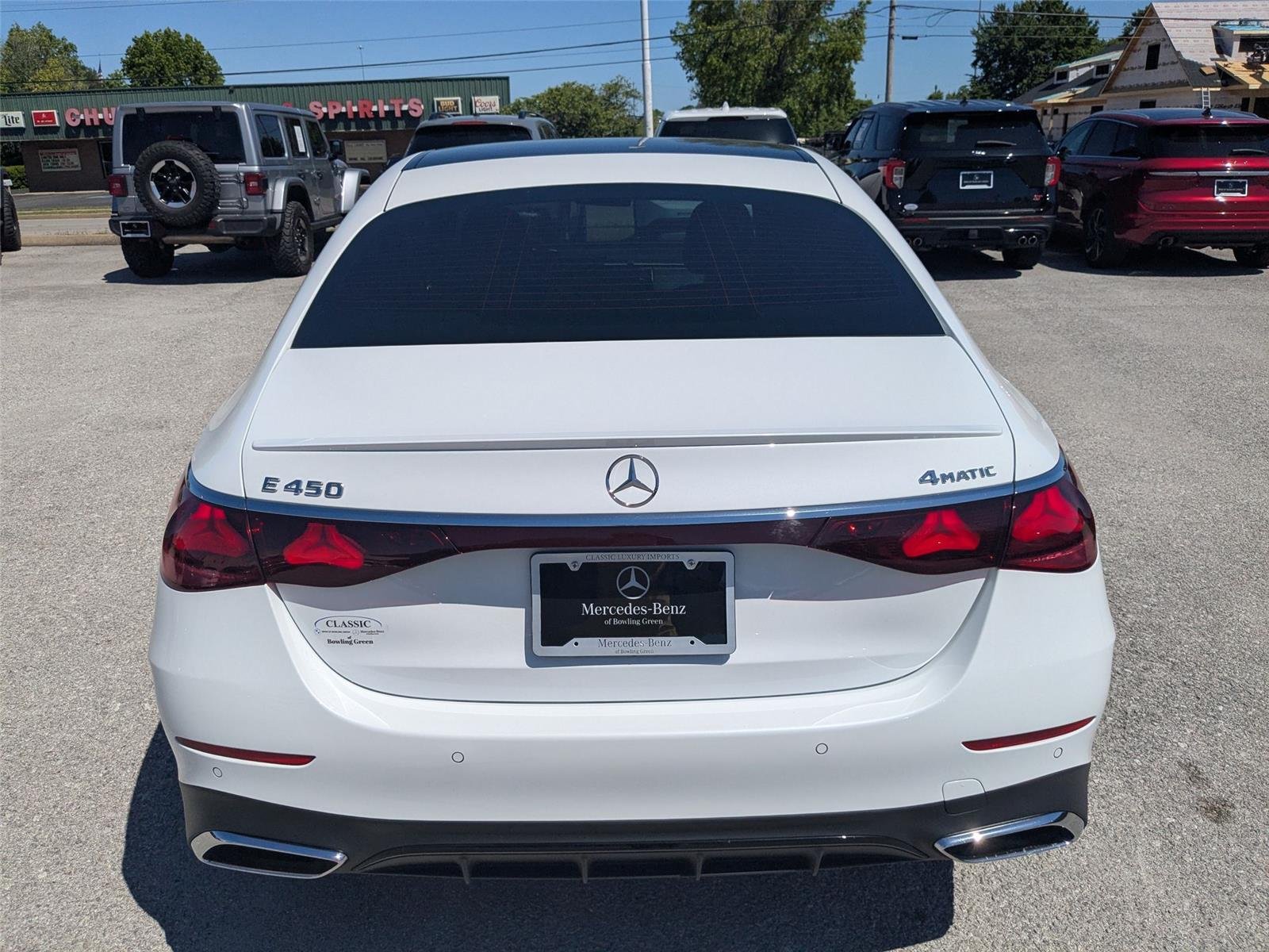 Used 2024 MANUFAKTUR Moonlight White Metallic Mercedes-Benz E 450 image 6